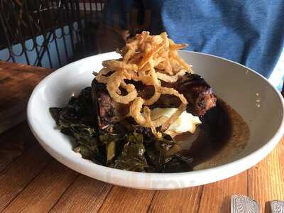 Blue Heron Restaurant & Sushi