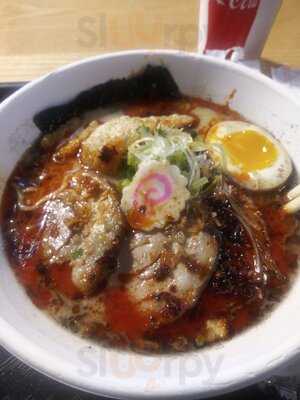 Momoiro Ramen