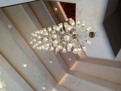 Sant Ambroeus Brookfield Place