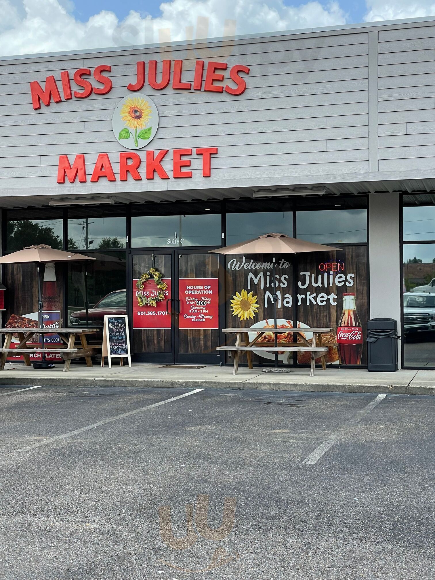 Miss Julies Market