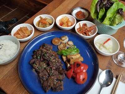Hanshik Korean Cuisine