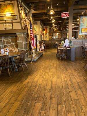 Cracker Barrel Old Country Store