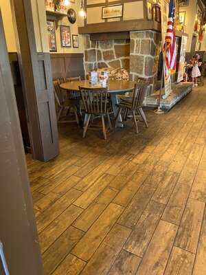 Cracker Barrel Old Country Store