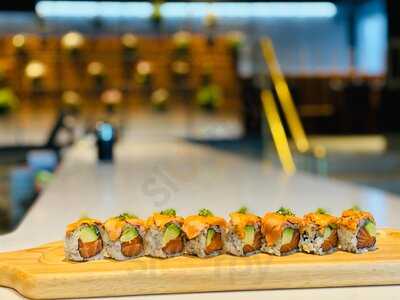 Qu Japan Bistro & Bar