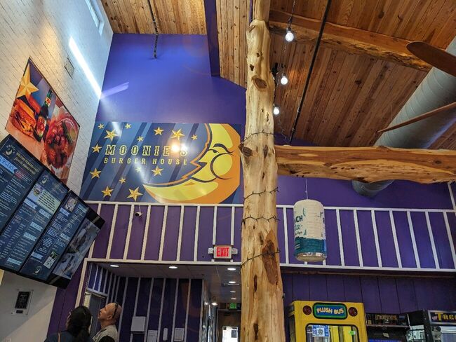 Moonie’s Burger House