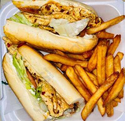 Santini's Deli And Grill