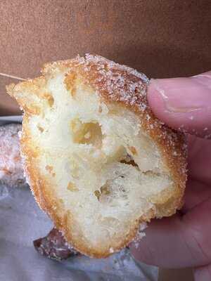 Lee’s Hawaiian Okazuya & Bakery