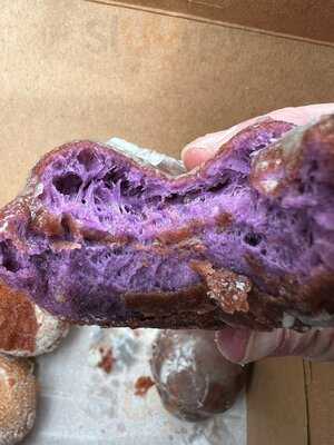 Lee’s Hawaiian Okazuya & Bakery