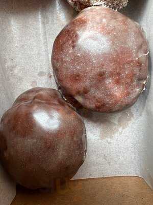 Lee’s Hawaiian Okazuya & Bakery