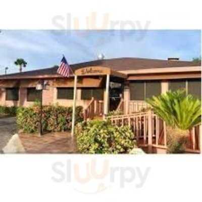 Casa Antigua Restaurant & Grill