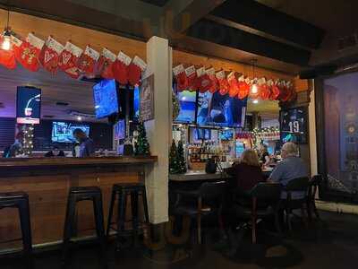 Cavo's Bar & Kitchen