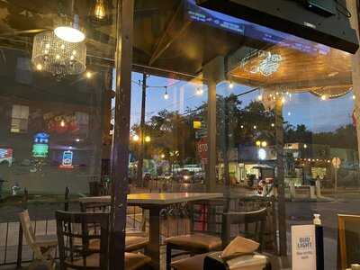 Cavo's Bar & Kitchen