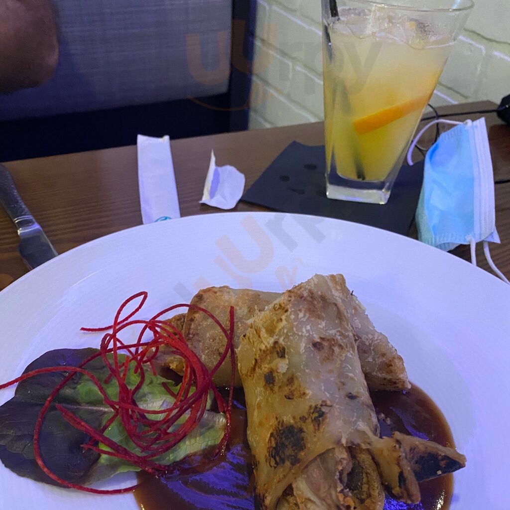 Kome Thai And Sushi Bistro