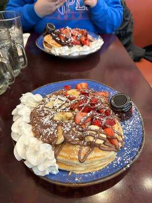 Carnegie Diner & Cafe