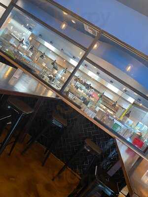 Osphere Neighborhood Grill And Bar