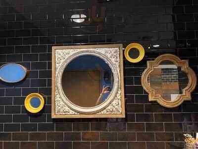 Osphere Neighborhood Grill And Bar