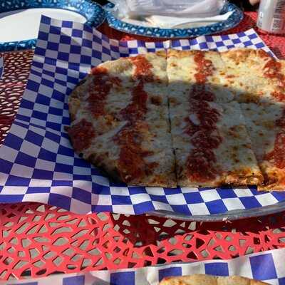 Dominic’s Truck & Dine