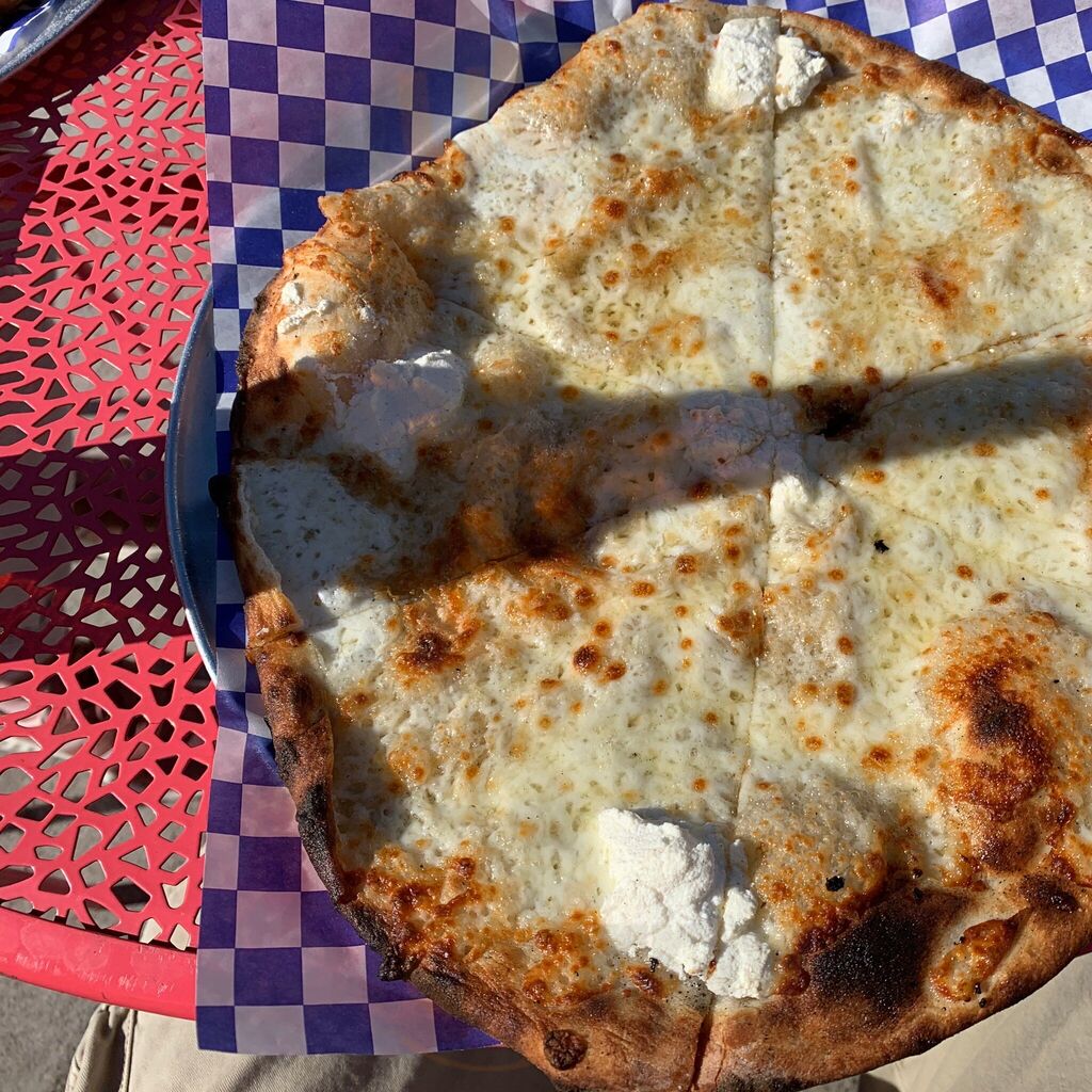 Dominic’s Truck & Dine