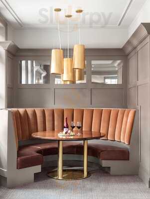 Eighteen95 Restaurant