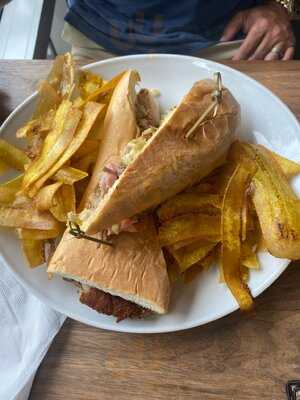 Colada Cuban Cafe & Grill