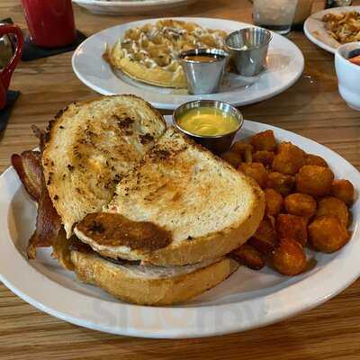 Young Cardinal Cafe & Co.