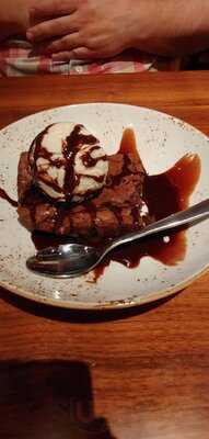 Lazy Dog Restaurant & Bar