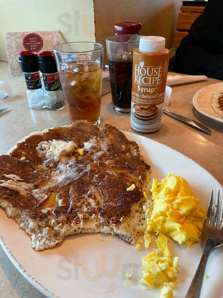 Taylor's Breakfast And Lunch