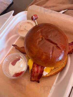 Side Betty Grill (at Park Mgm)