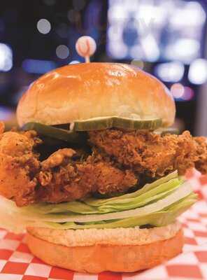 Side Betty Grill (at Park Mgm)