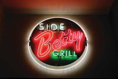 Side Betty Grill (at Park Mgm)
