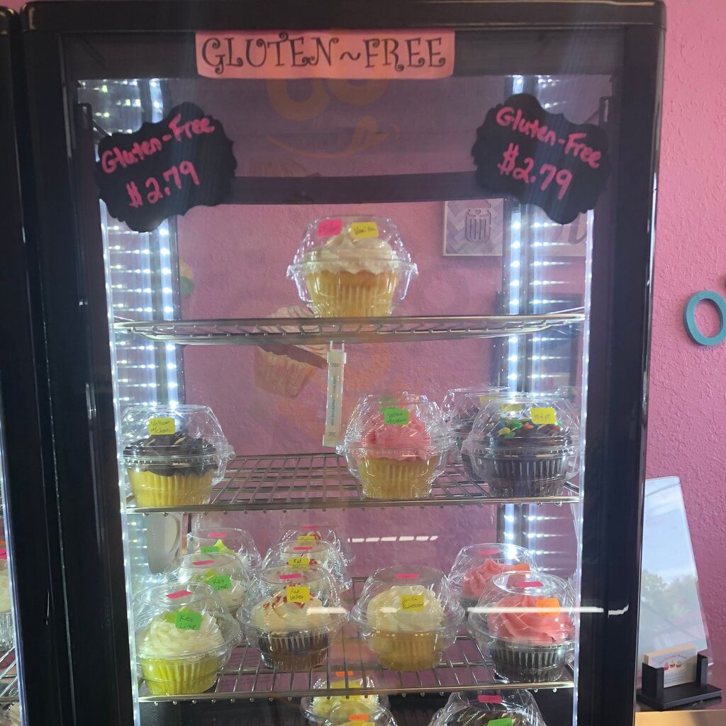 Just Cupcakin' Around