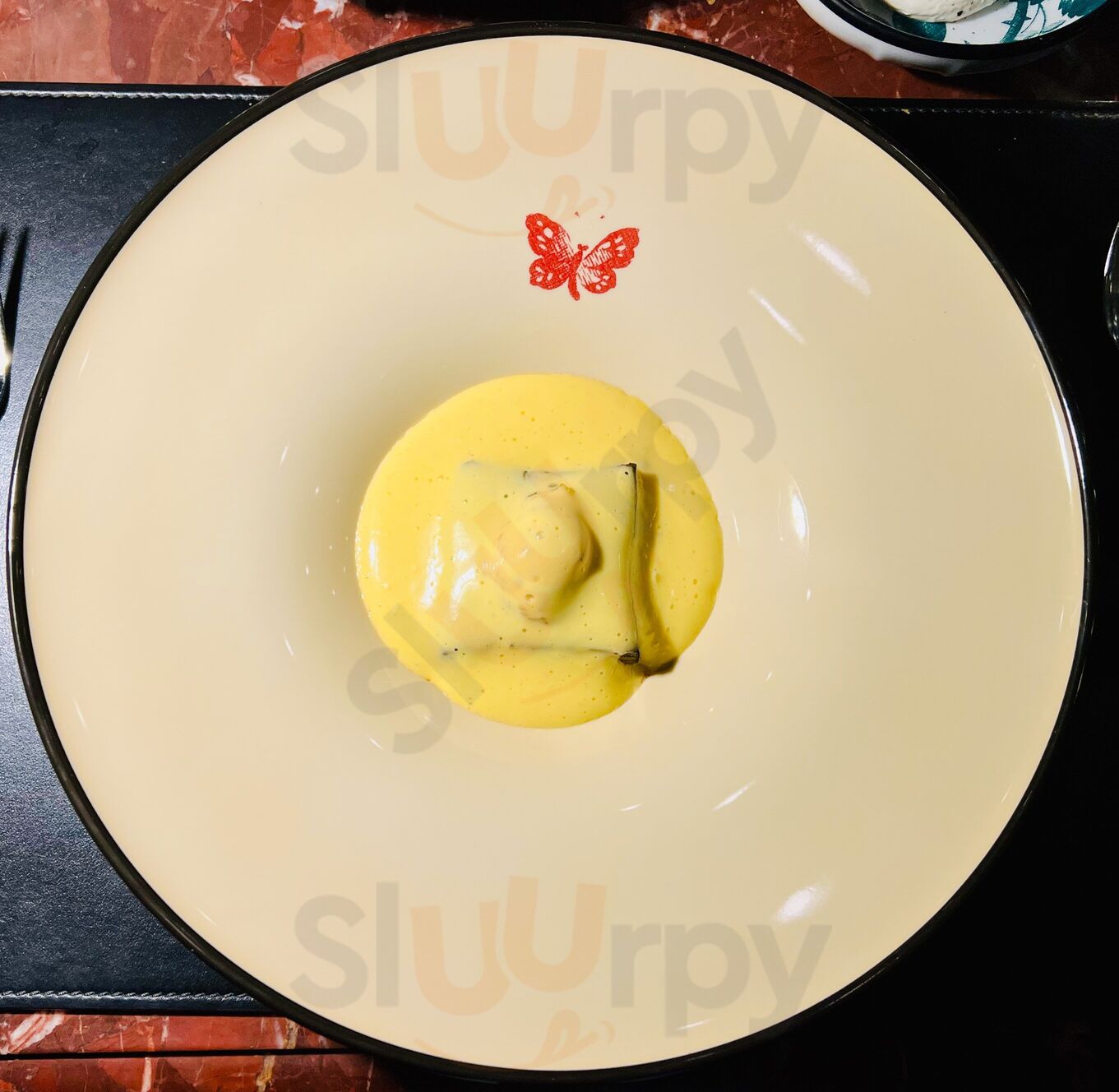 Gucci Osteria Da Massimo Bottura