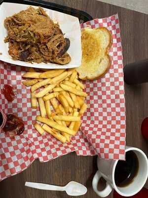 Smokin Joe’s Bbq And Pizzeria