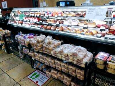 Giant Eagle Deli