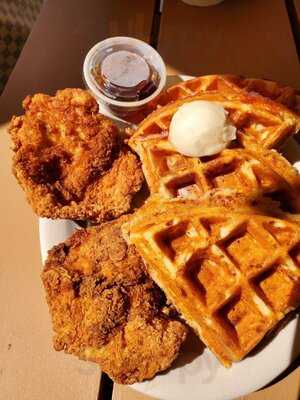 Maple Street Biscuit Company - Brentwood