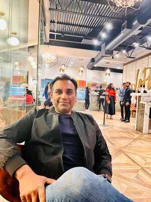 Lapasha Lounge & Grill