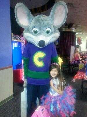 Chuck E. Cheese