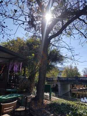 Elsewhere Garden Bar & Kitchen