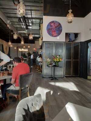 Tom Brown's Restaurant