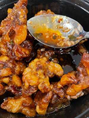 Lieu’s Asian Bistro