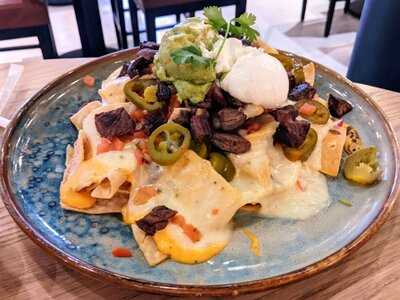 Pt’s Wings & Sports