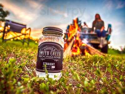 Smith Creek Moonshine Tanger Outlets