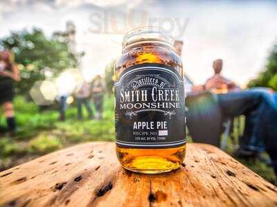 Smith Creek Moonshine Tanger Outlets