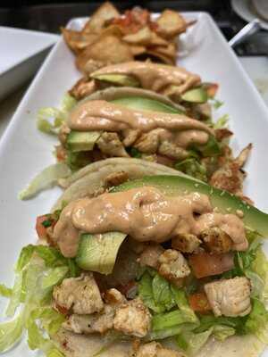 Tias - Artisan Bakery And Restaurant