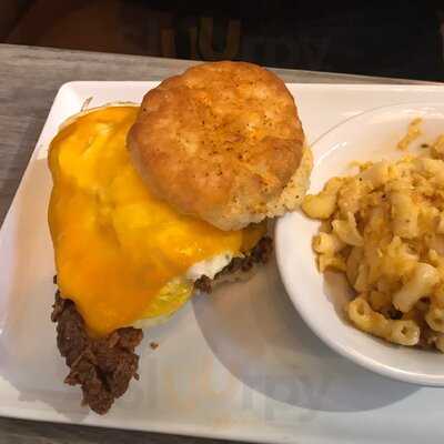 Initial Q Social Bar & Smokehouse