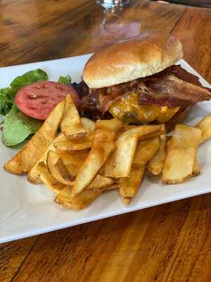 Port 251 Aperitivo Bar