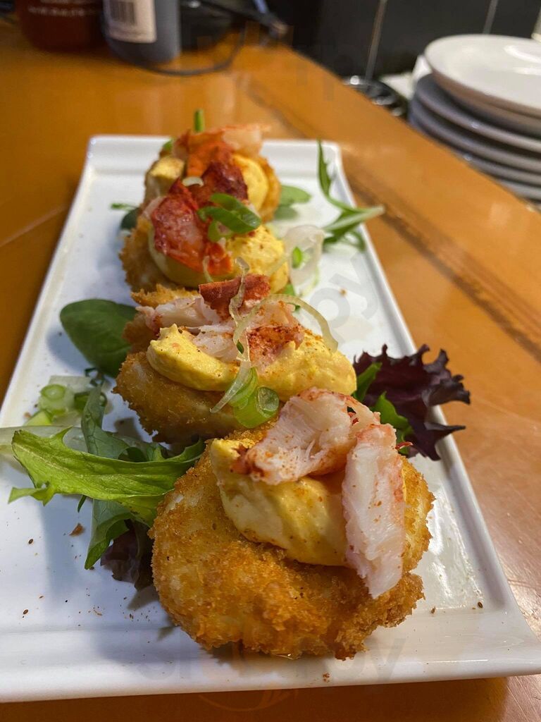 Port 251 Aperitivo Bar