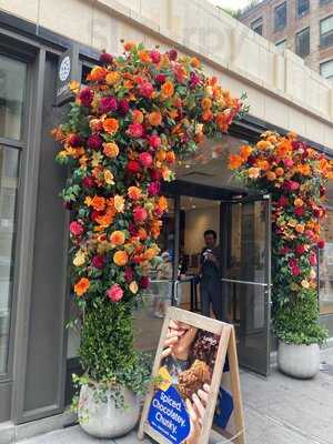 Levain Bakery - Noho