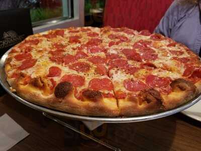 Giovanni's Italian Restaurant & Pizzeria
