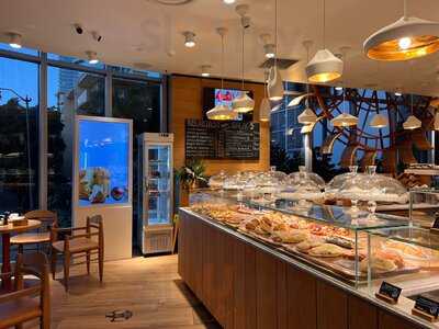 Paolo Fontanot Bakery & Cafe